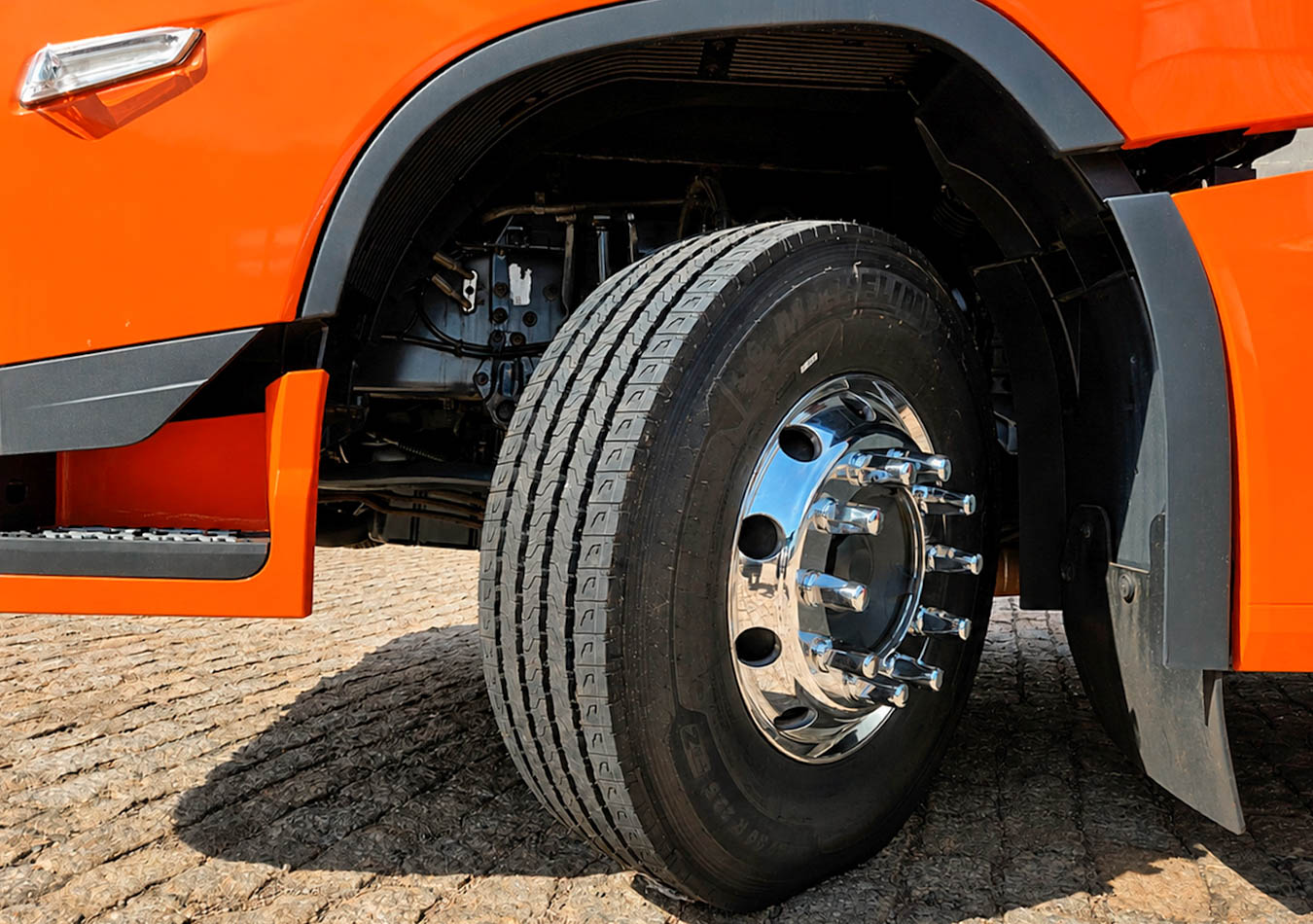 VOLVO FH 460 2024 | 6X2 | Laranja - Imagem 17